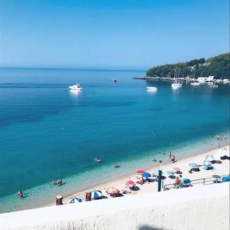 Irini's Appartamento Himare